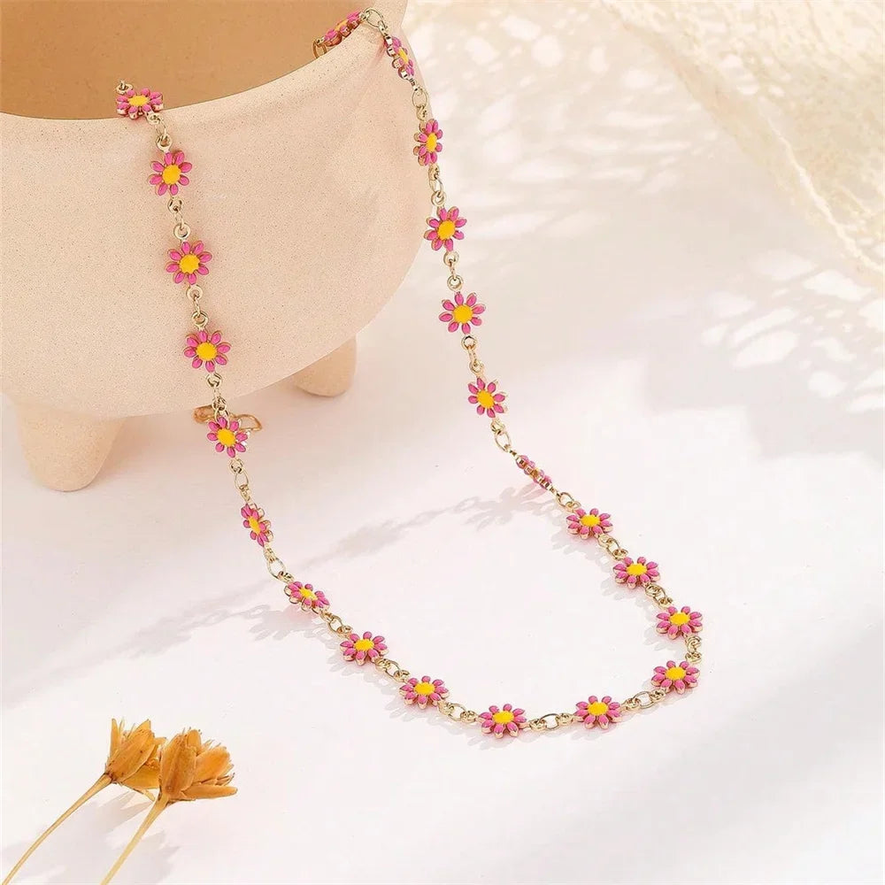 Collier ras-de-cou vintage vintage en alliage plaqué or avec chaîne tournesol porte-bonheur, pour femme, style bohème, bijou simple et élégant