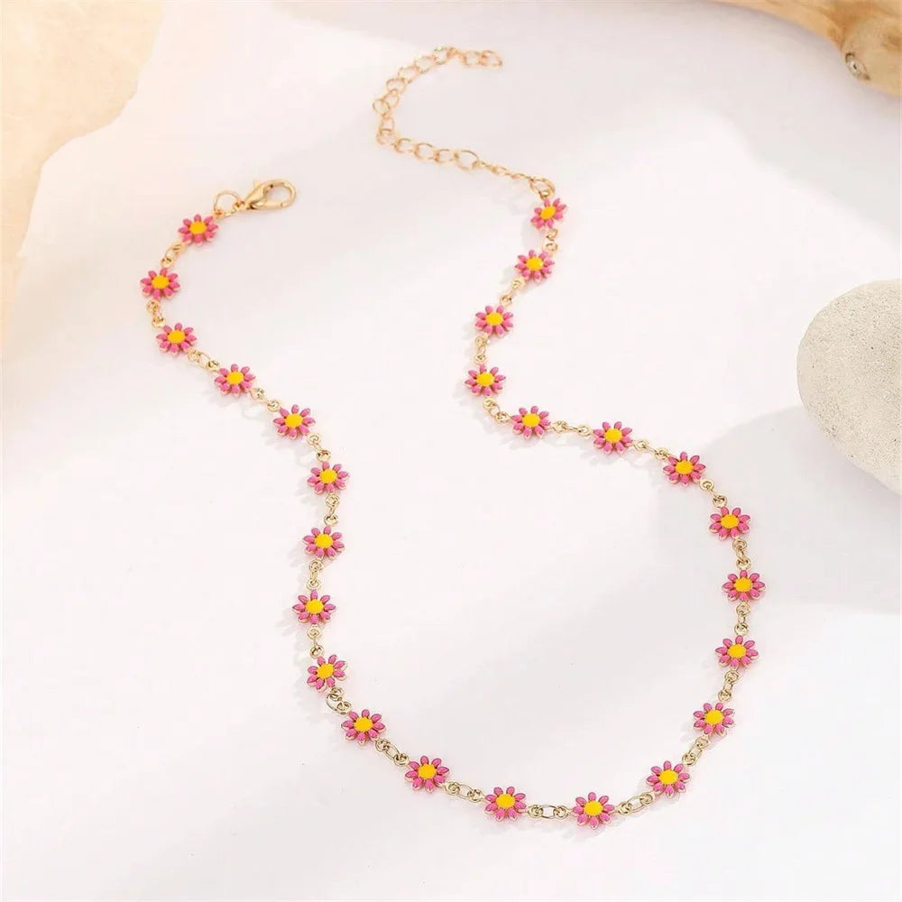 Collier ras-de-cou vintage vintage en alliage plaqué or avec chaîne tournesol porte-bonheur, pour femme, style bohème, bijou simple et élégant